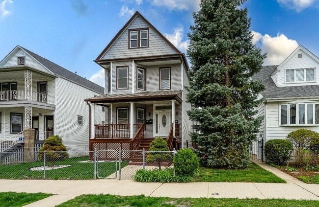 Photo - 4326 N Avers Ave Unit 2