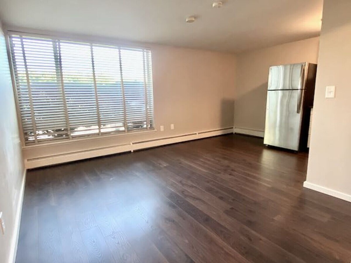 Photo - Lake Terrace