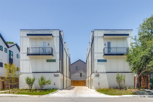 Photo - 5633 Live Oak St Unit 103
