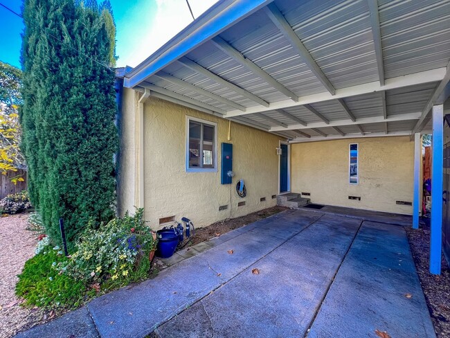 Photo - Renovated Two Bedroom Napa House