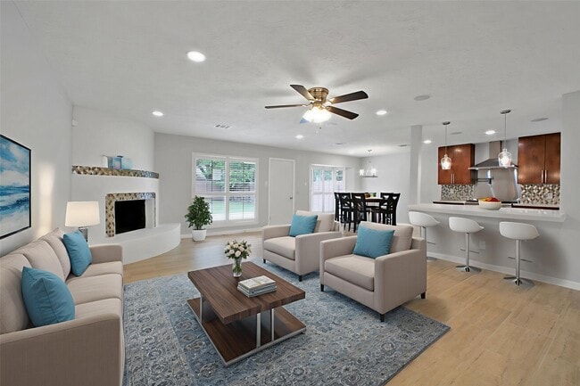 Photo - 15815 Baytree Dr