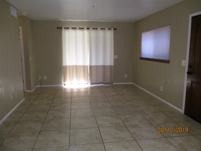 Photo - Unfurnished, 1-year long-term rental