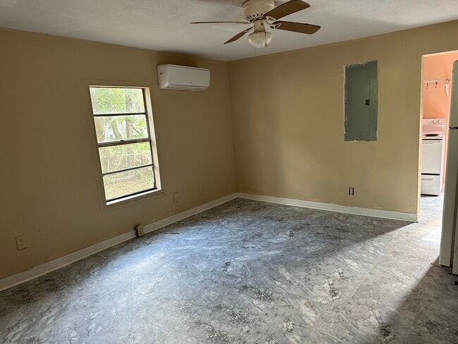 Photo - 9553 Campus Ave Casa