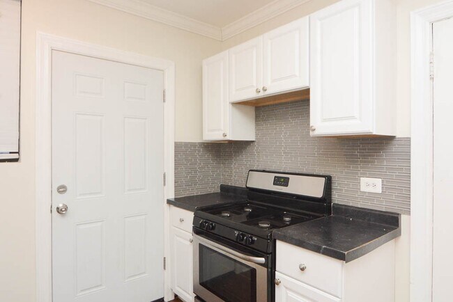 Photo - 1056 W Lill Ave Unit 2