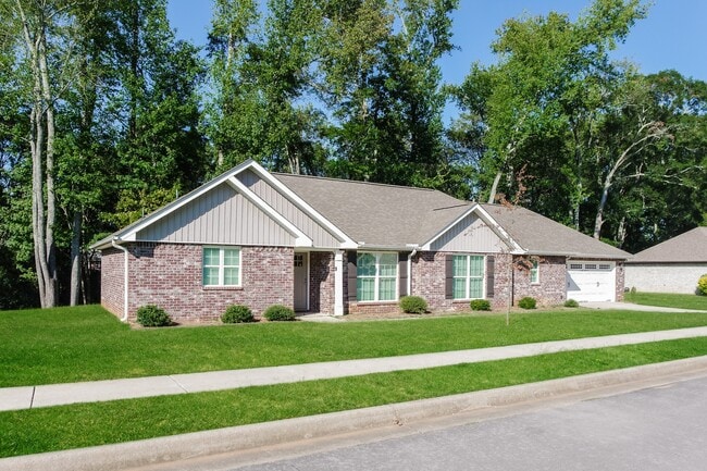 Photo - 127 Westerbrook Dr