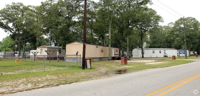 Oaklawn Mobile Home Park - Oaklawn Mobile Home Park