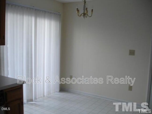 311 Wax Myrtle Ct