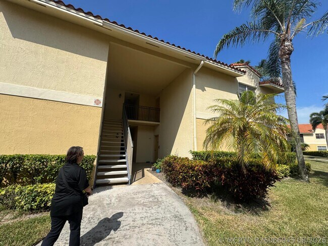 Photo - 1241 SW 46th Ave Unit 1008