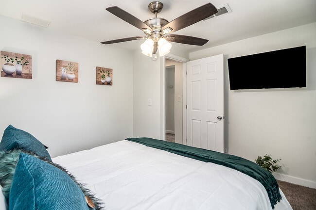 Photo - 334 S Wisconsin Ave Unidad SI ID1285085P