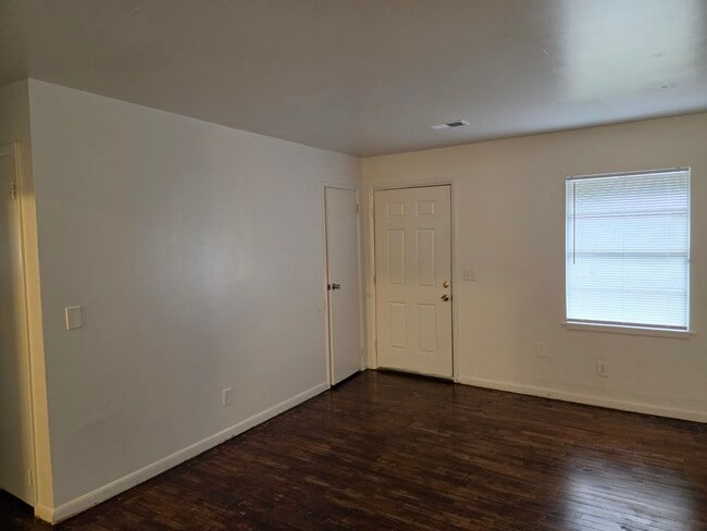 Photo - 1603 Apple Valley Dr