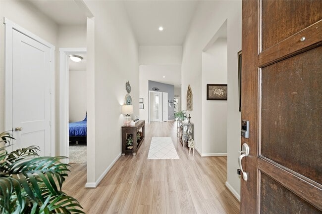 Photo - 2007 Edgemont Pl