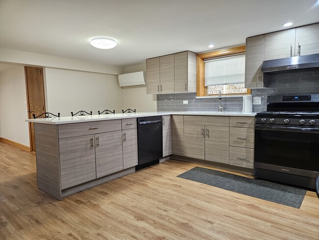 Photo - 6509 Sunnyside Ave Unit G