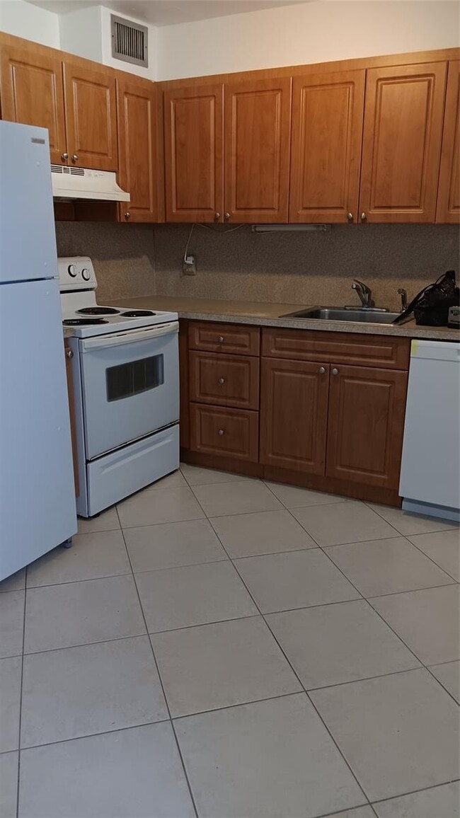 Photo - 4169 SW 67th Ave