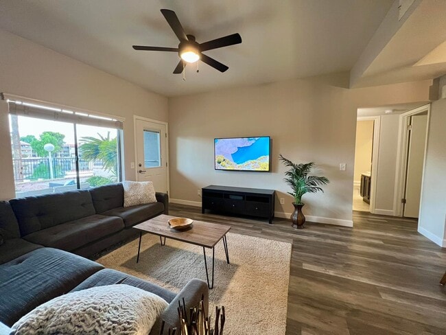 Photo - 11666 N 28th Dr Unit 127