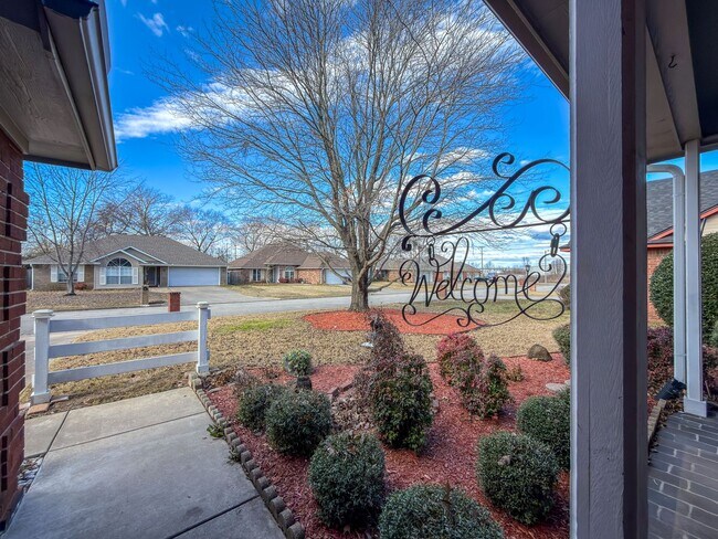 Photo - 7713 S 24th St