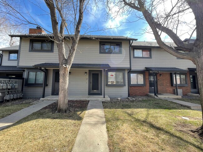 Photo - 1331 Birch St Unit 1331 Birch St #7