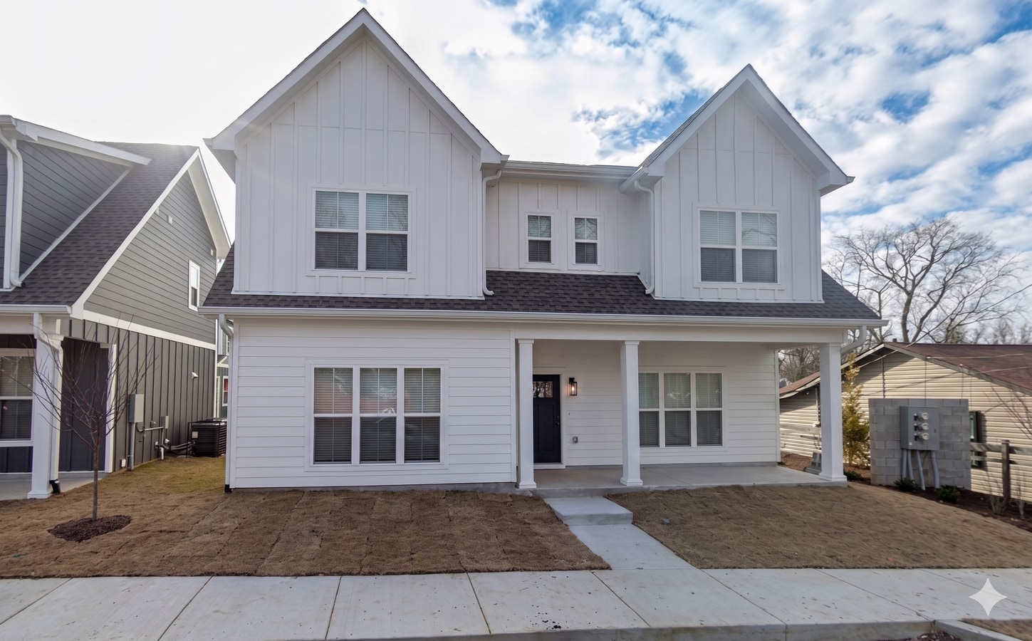 Photo - 2305 Lacy St