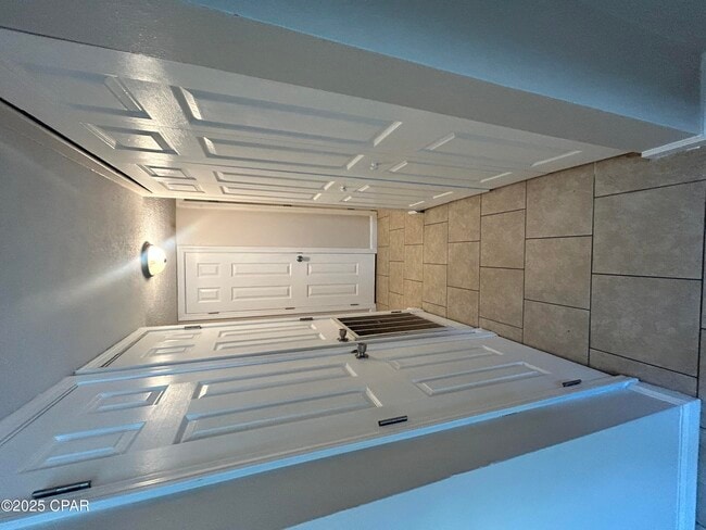 Photo - 3914 E 11th St Unit 301