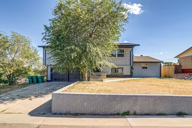 Photo - 482 W 80th Ave