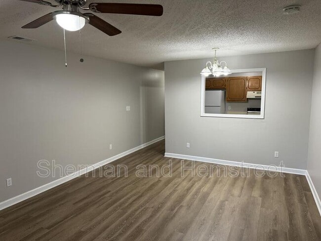 Photo - 220 Commons Dr Unit 220