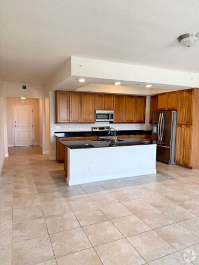 Building Photo - 341 Bay Colony Dr N Rental