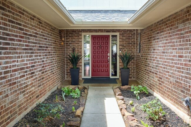 Photo - 15623 Big Trail Dr
