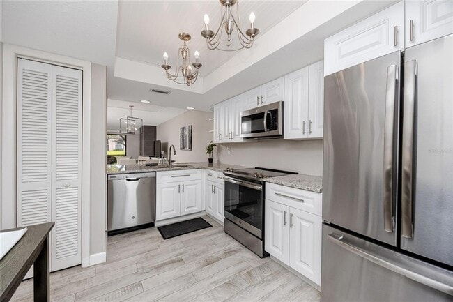 Photo - 129 Lakeview Way