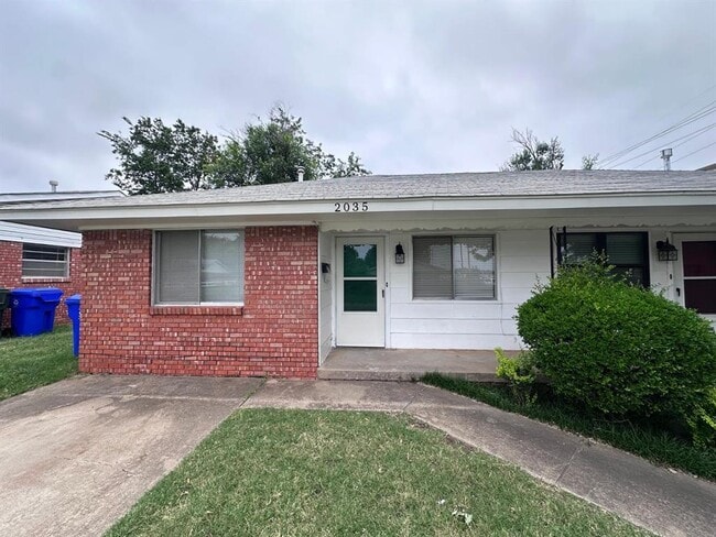 2037 Delaware Ln Unit 2037
