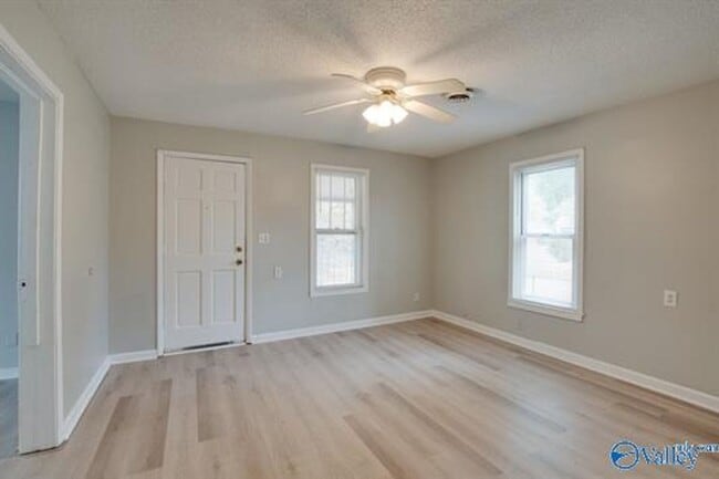 Photo - 2603 6th Ave SW