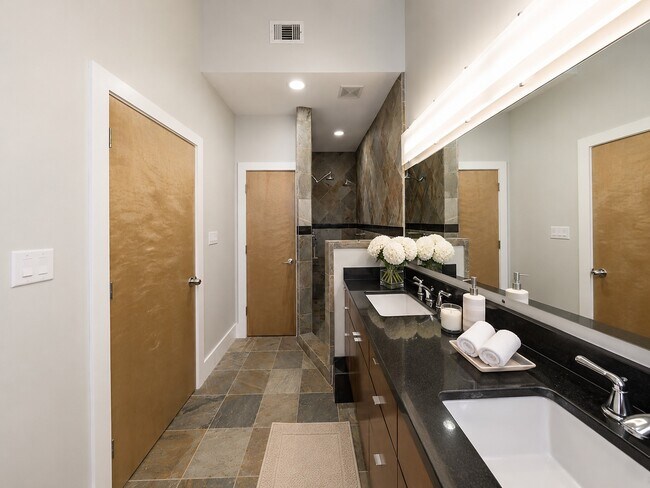 Photo - 1043 Bonner St Unit 1043