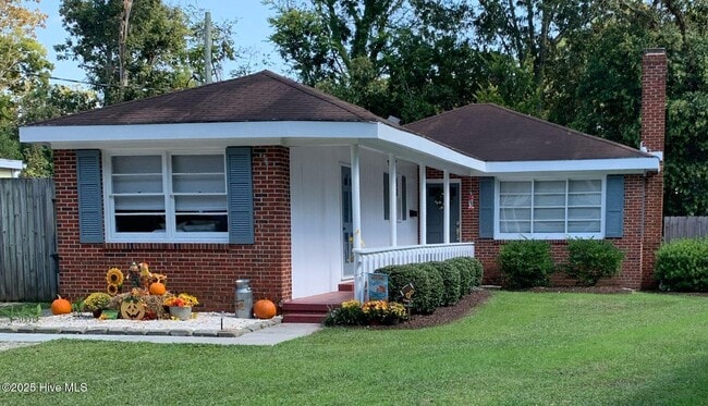 Building Photo - 112 Park Dr Rental