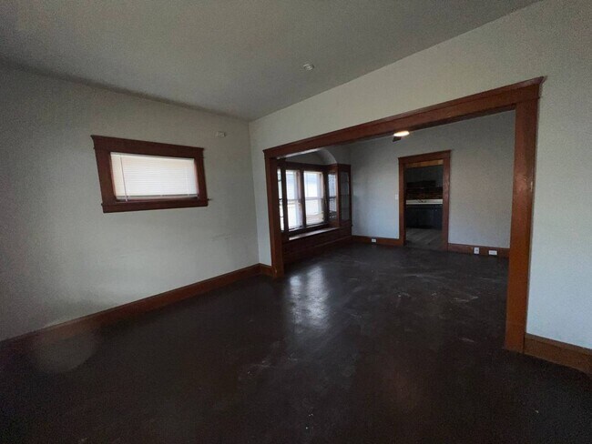 Photo - 4091 E 56th St