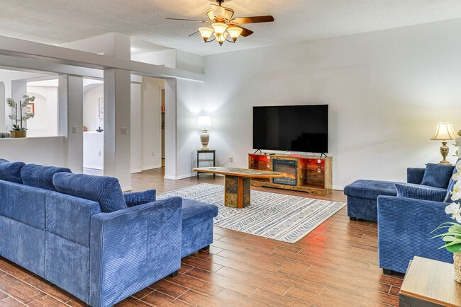 Photo - 878 Loma Pinon Loop Unit SI ID1597079P