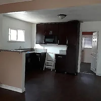 Photo - 4435 Triggs St