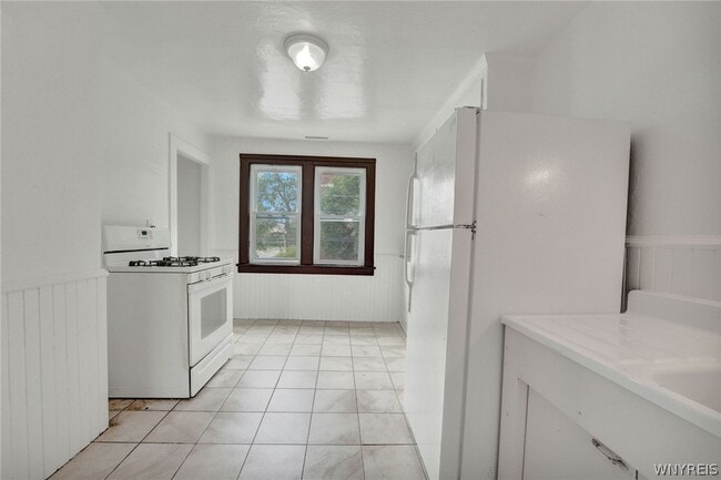 Photo - 214 Ludington St