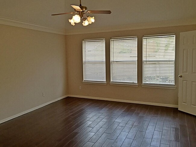 Photo - 7411 Orchard Hills Ln