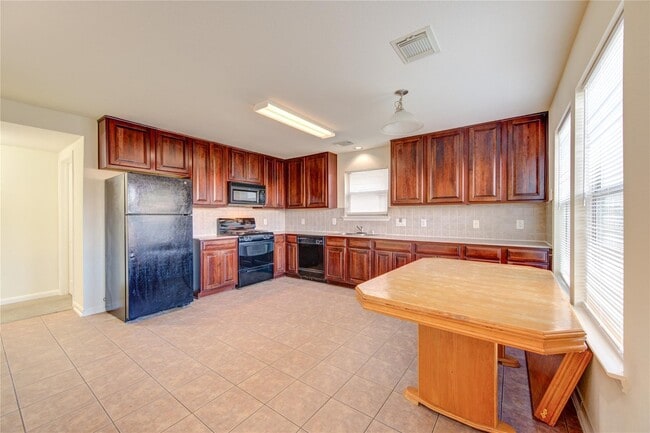 Photo - 15326 Mission Oak Dr