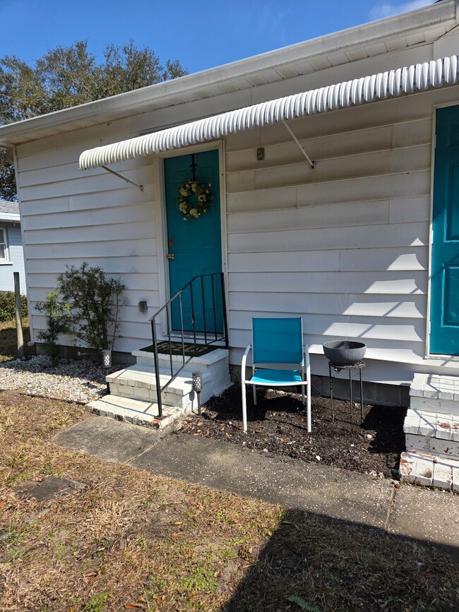 Photo - 162 Daytona Ave