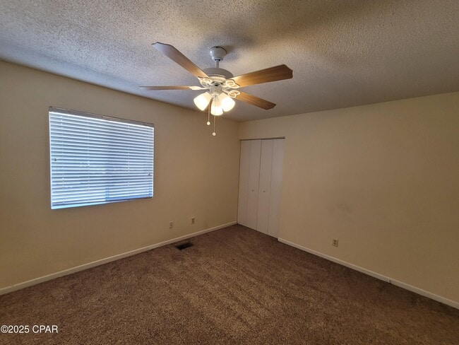 Photo - 1204 Drake Ave