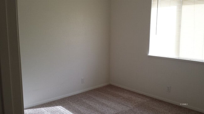 Photo - 911 W Bataan Ave Casa