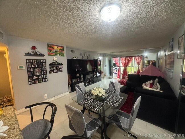 Photo - 6575 W Oakland Park Blvd Unit 402