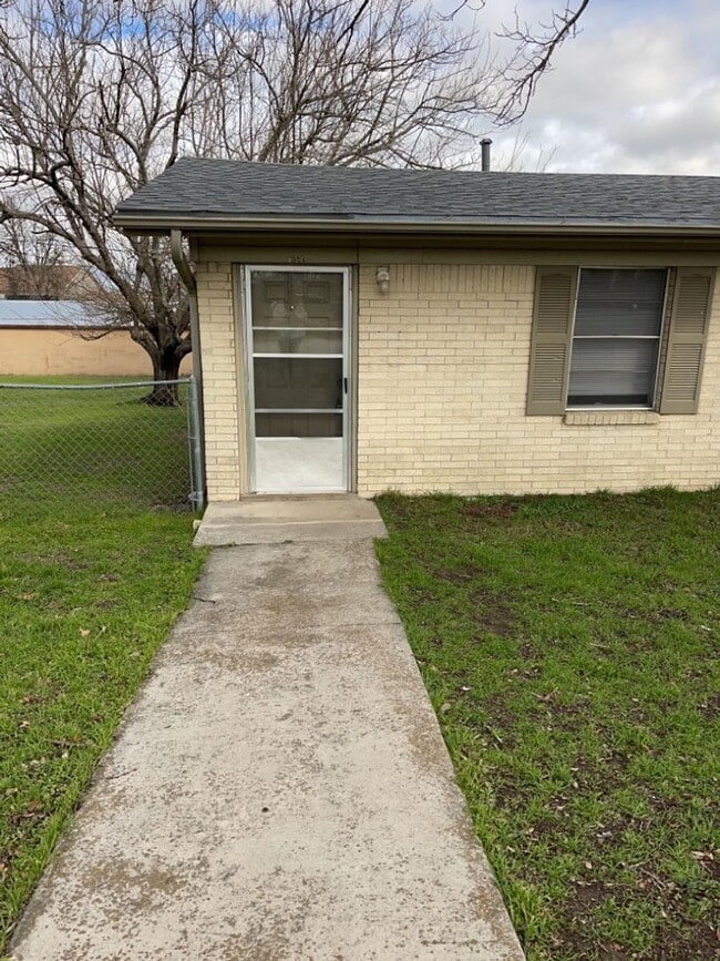 Building Photo - 705 Old Georgetown Rd Unit A Rental