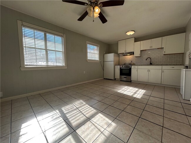 Photo - 6474 Nicole Ln