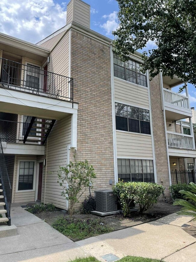 Building Photo - 2750 Holly Hall St Unit 1414 Rental