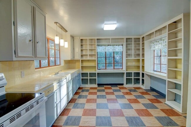 Photo - 2049 NW 9th Ave