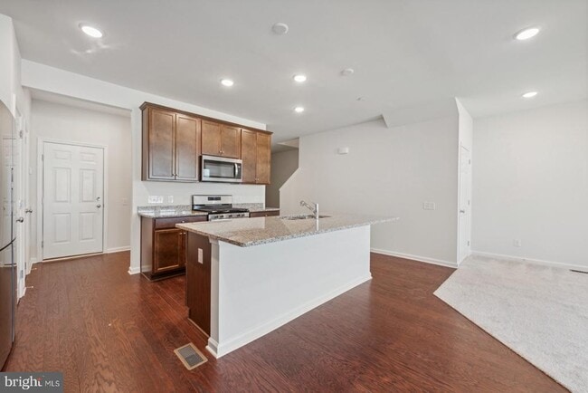 Photo - 352 Milton Stamp Dr