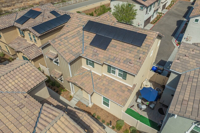 Photo - 17047 Zion Dr