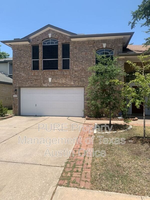 Photo - 2605 Claudia Dr House
