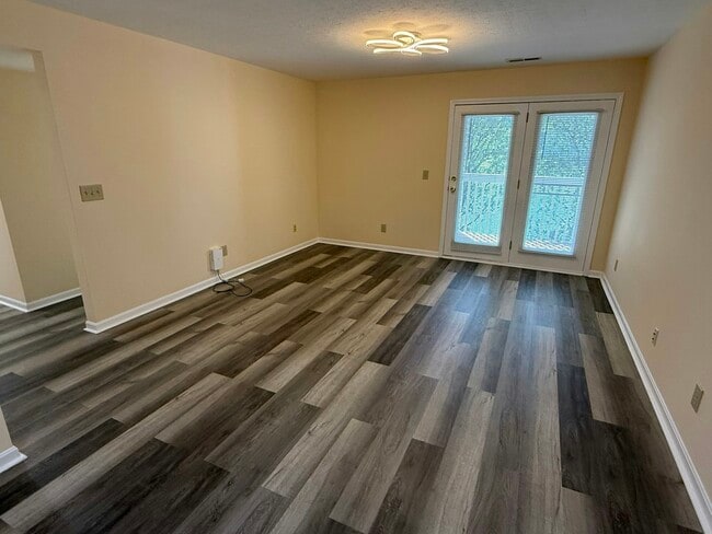 Photo - 10136 Carnation Ct