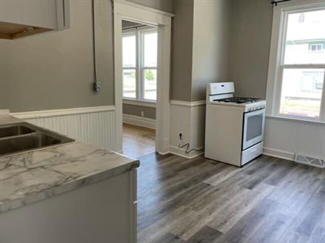 Photo - 322 Broad St Unidad Lower